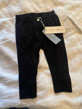 NWT mini sibling black legging